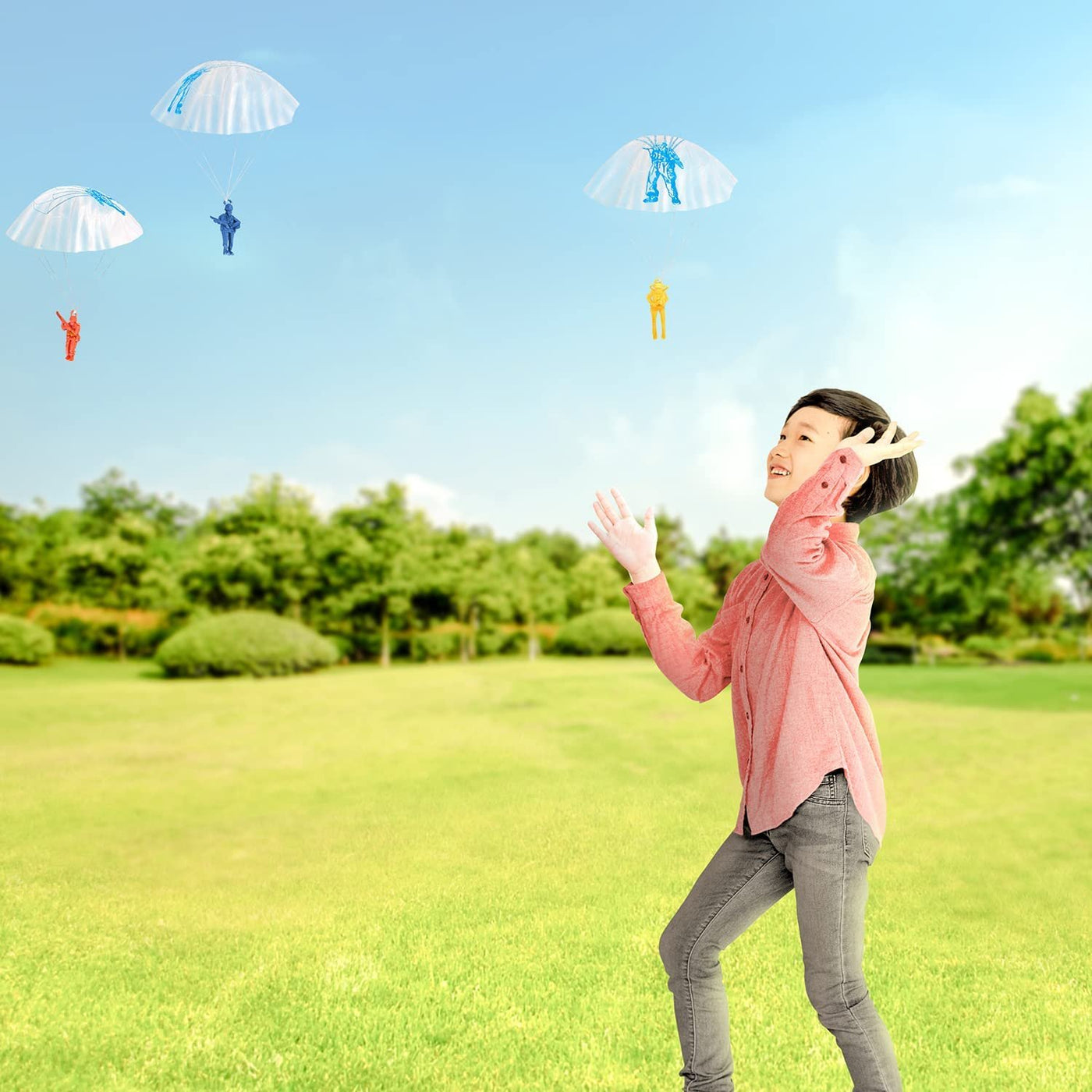 Mini Paratroopers with Parachutes, Bulk Pack of 36, Vinyl Parachute Men Toy in Assorted Colors, Durable Plastic Army Guys Playset, Fun Parachute Party Favors, for Boys and Girls