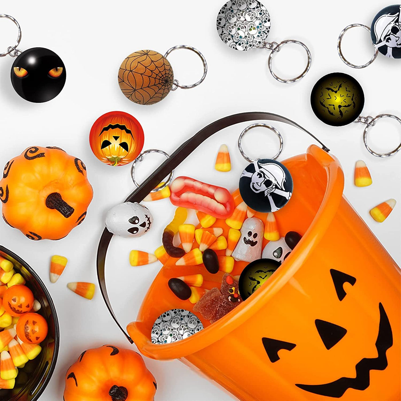 Halloween Keychain Assortment, Set of 36, Metal Keychains in Assorted Designs, Great as Halloween Party Favors, Halloween Gifts, Teacher’s Awards, Non-Candy Trick or Treat Supplies
