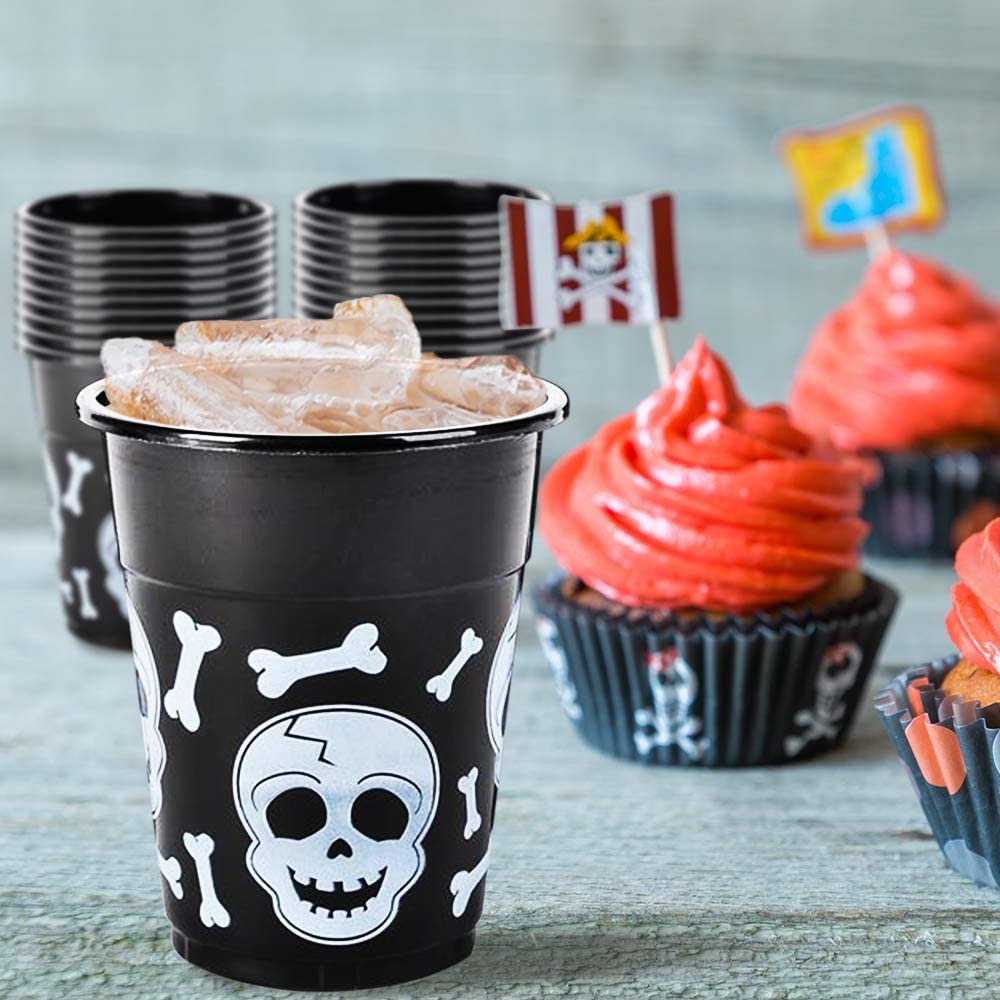 16oz Skull Disposable Party Cups, Set of 50, Plastic Party Cups for Halloween or Pirate Events, Spooky Skull and Bones Design, Fun Pirate Party Supplies, Black and White