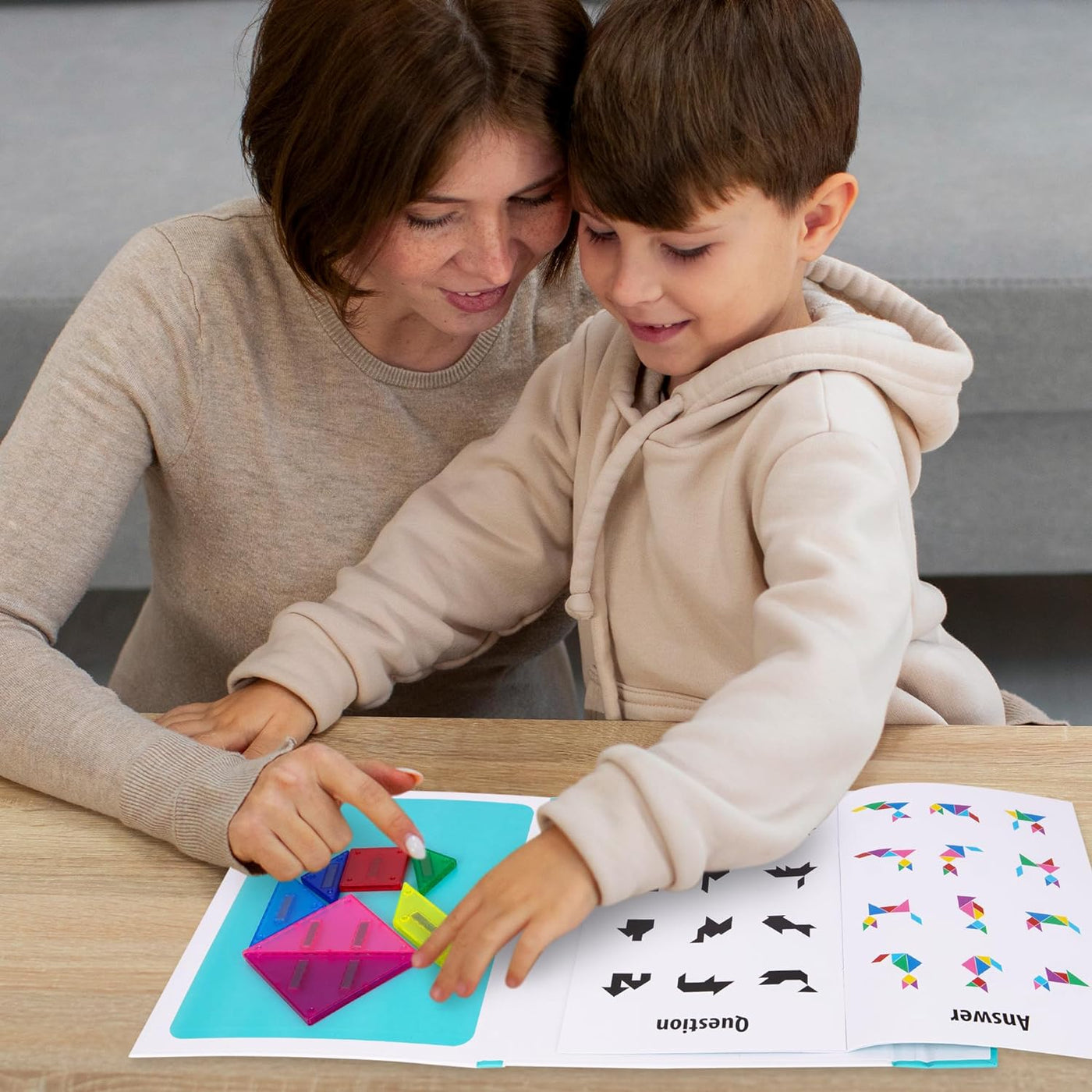 Travel Tangram for Kids - Magnetic Tangram Puzzle Set with 7 Magnetic Tiles, Booklet with 96 Challenges, and Portable Book Cover