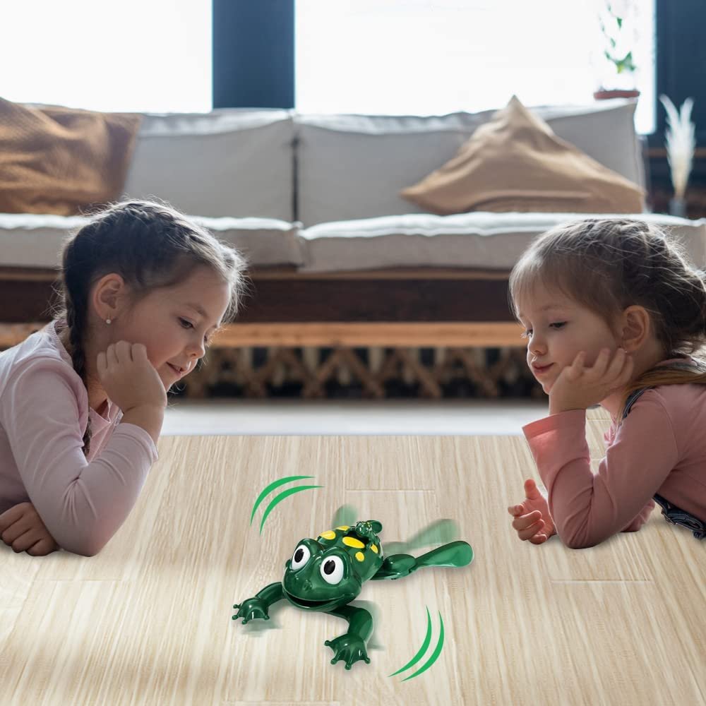 ArtCreativity Swimming Frog, 1 Piece, Battery Operated Pool and Bathtub Toy for Kids, Crawls on Ground and Swims in Water, Frog Bath Toy with Battery Included, Great Gift Idea