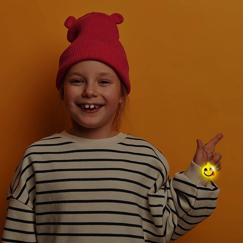 LATERN 100Pcs Emoji Keyrings, 10 Pattern Emoji Mini Key Chain Emoticon Keyring Decoration For Children Birthday Party Favours Party Bag Fillers (3.5cm