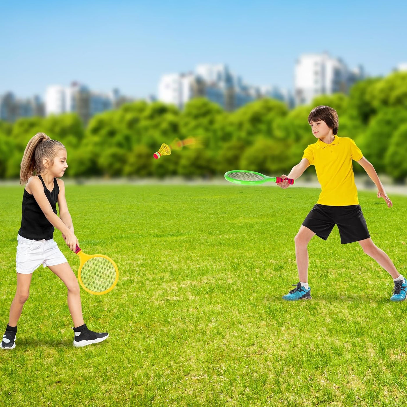 Kids Badminton Rackets Set - 9 Piece Badminton Set with 2 Rackets, 2 Bridies, 2 Soft Balls, 2 Tennis Balls, and Storage Bag - Toy Badminton and Tennis Rackets for Kids with Accessories