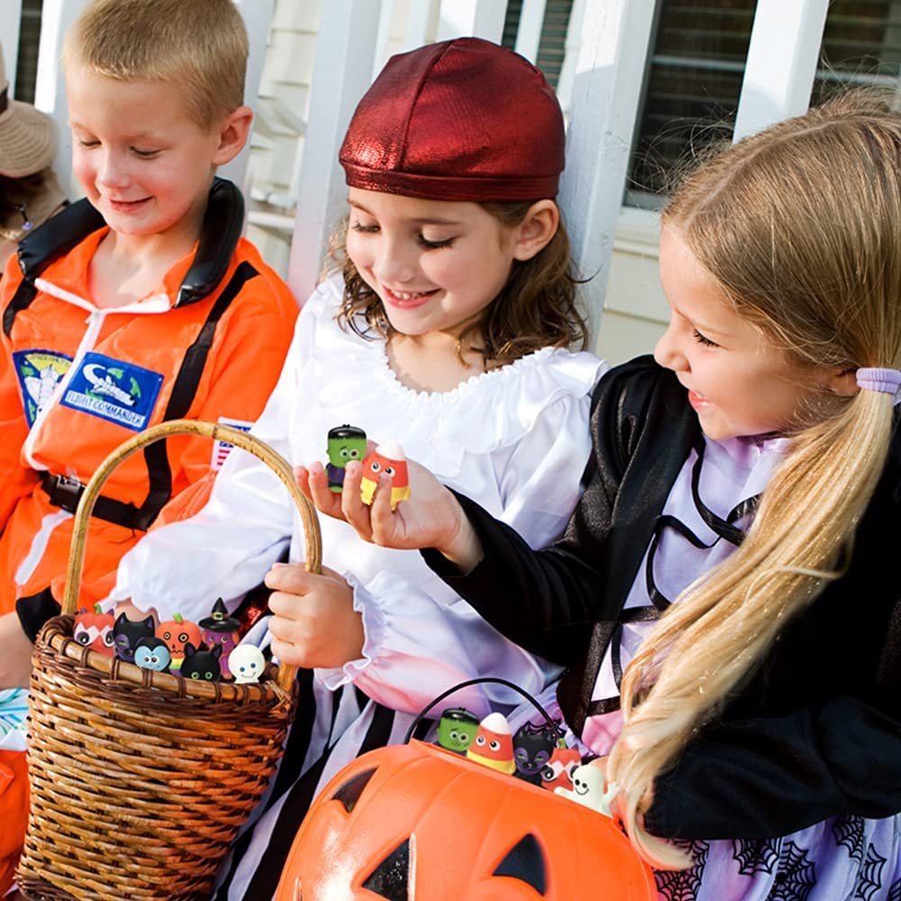 Assorted Halloween Rubber Characters for Kids, Pack of 10, Variety of Halloween Figures, Trick or Treat Supplies, Goodie Bag Fillers, Party Favors, Halloween Themed Bathtub Toys