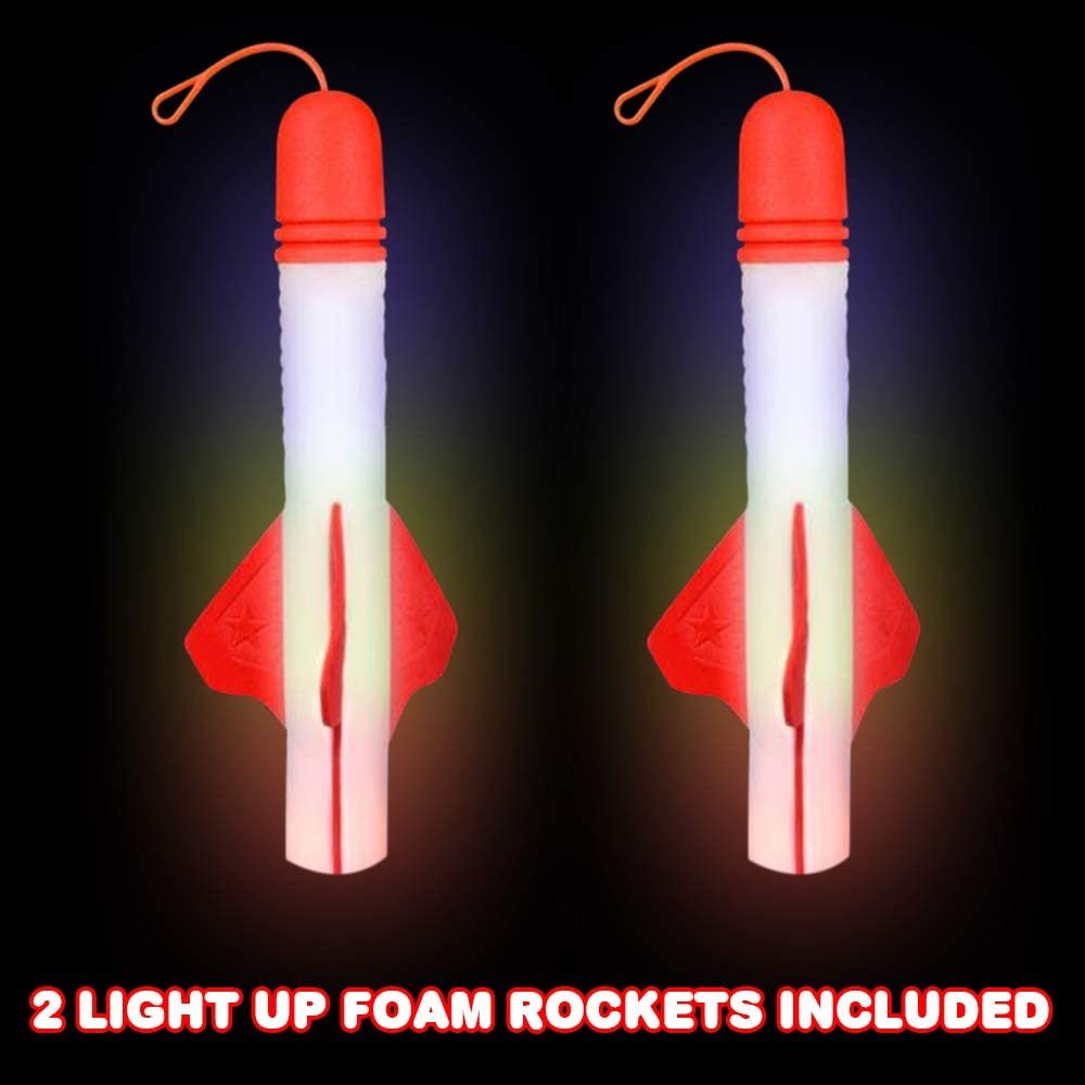 Light Up Foam Rocket Toy for Kids, Set of 2, Sling Shot Rockets for Kids with 6 Flashing Modes and Target Cutout, Batteries Included, Outdoor Flying Toys for Boys and Girls